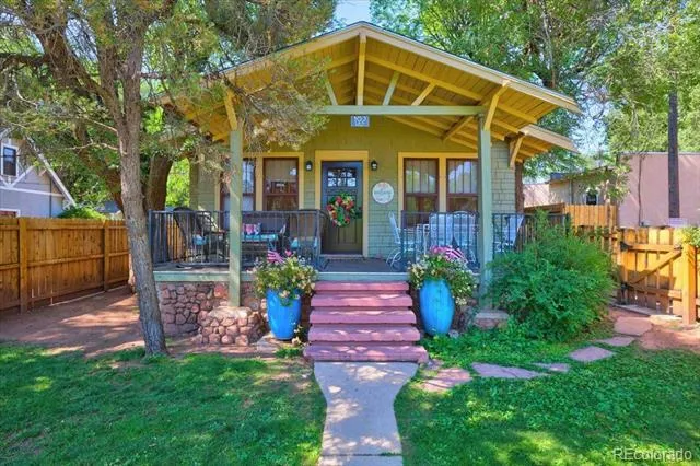 102 Holly Street Colorado Springs, CO 80904