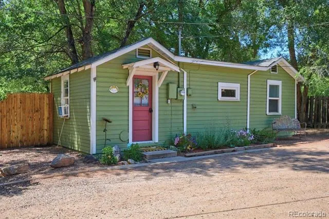 102 Holly Street Colorado Springs, CO 80904