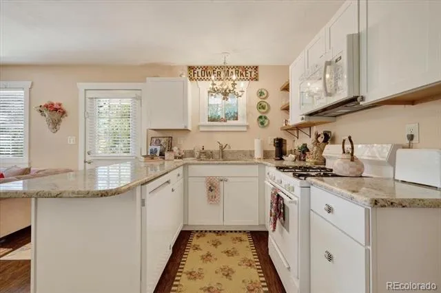 102 Holly Street Colorado Springs, CO 80904