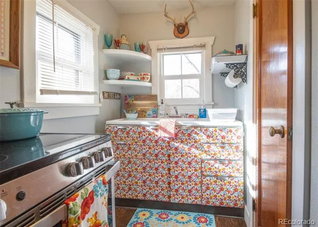 102 Holly Street Colorado Springs, CO 80904