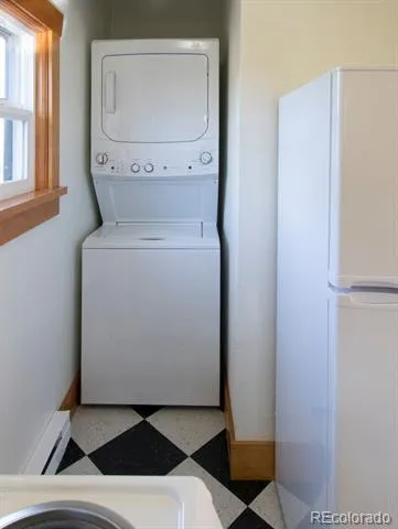 102 Holly Street Colorado Springs, CO 80904