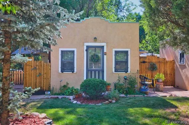 102 Holly Street Colorado Springs, CO 80904