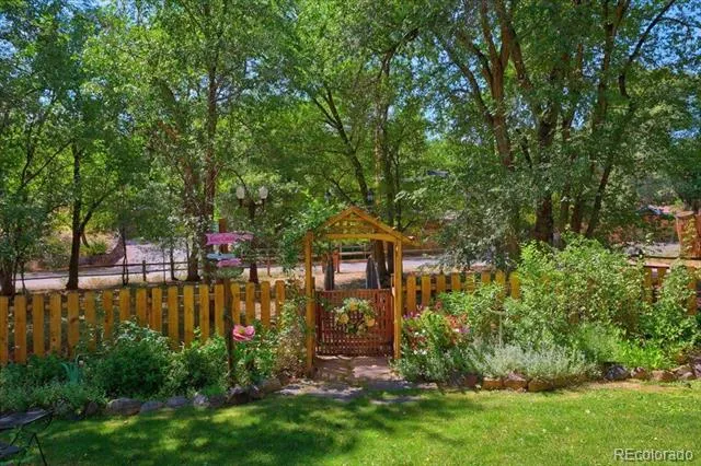 102 Holly Street Colorado Springs, CO 80904
