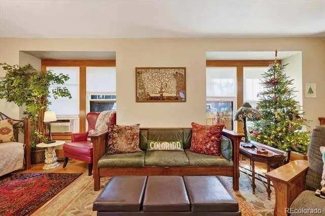 102 Holly Street Colorado Springs, CO 80904