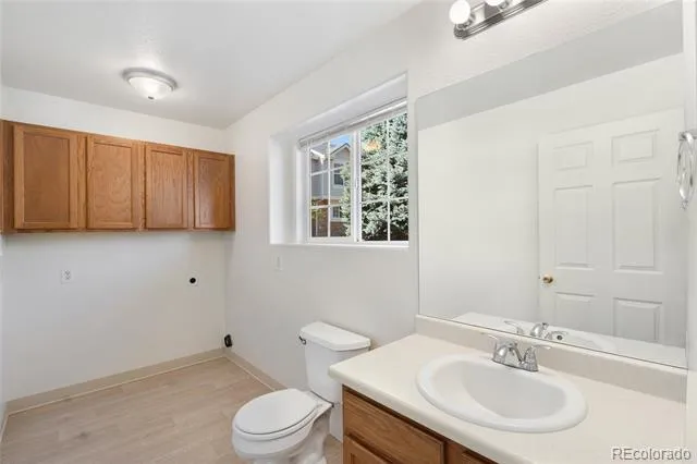 1276 S Zeno Circle #E Aurora, CO 80017