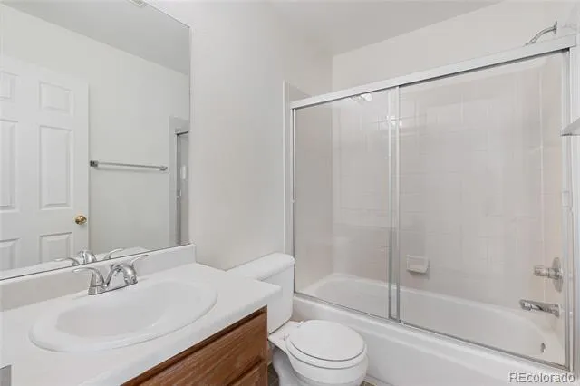 1276 S Zeno Circle #E Aurora, CO 80017