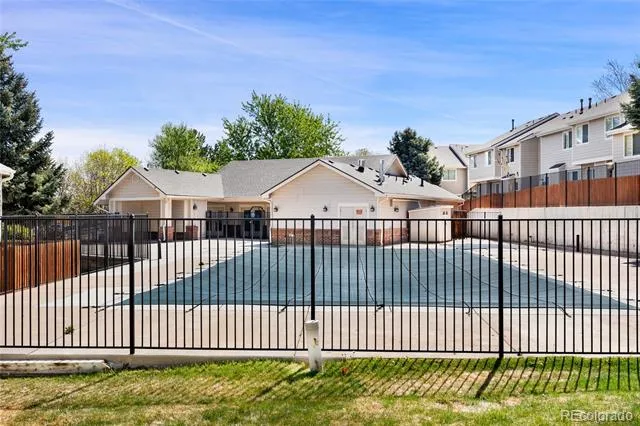 1276 S Zeno Circle #E Aurora, CO 80017