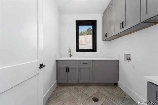 8077 Raphael Lane Littleton, CO 80125