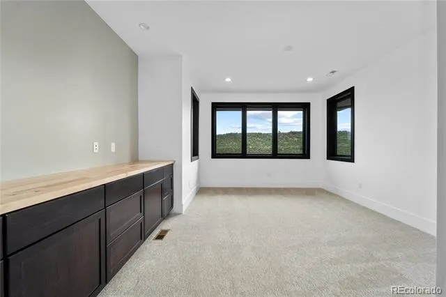 8077 Raphael Lane Littleton, CO 80125