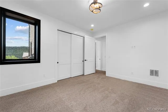 8077 Raphael Lane Littleton, CO 80125