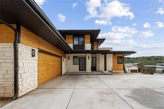 8077 Raphael Lane Littleton, CO 80125