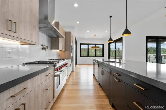 8077 Raphael Lane Littleton, CO 80125