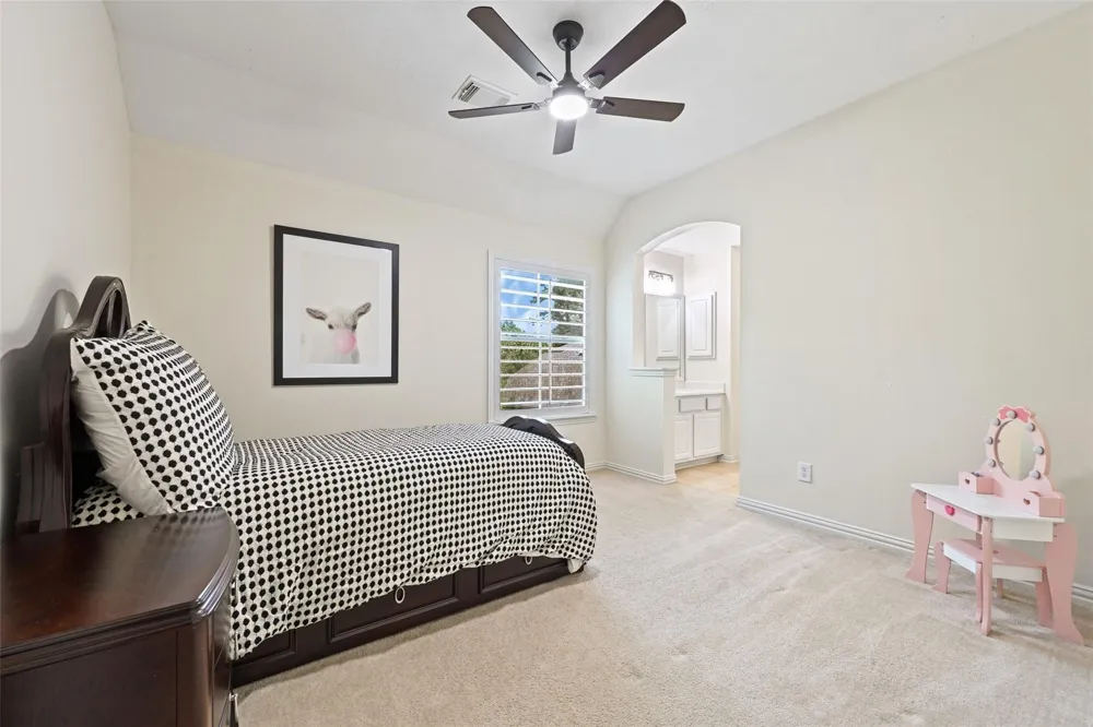 35 Monet Bend Place The Woodlands, TX 77382