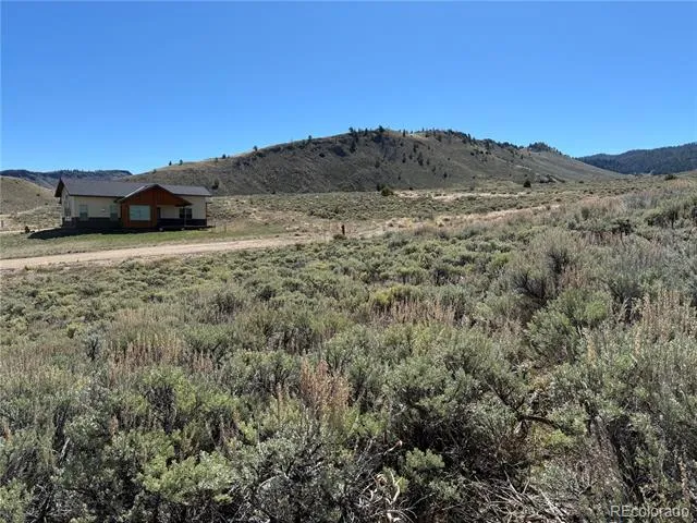 41 E Ridgeway Avenue Hot Sulphur Springs, CO 80451