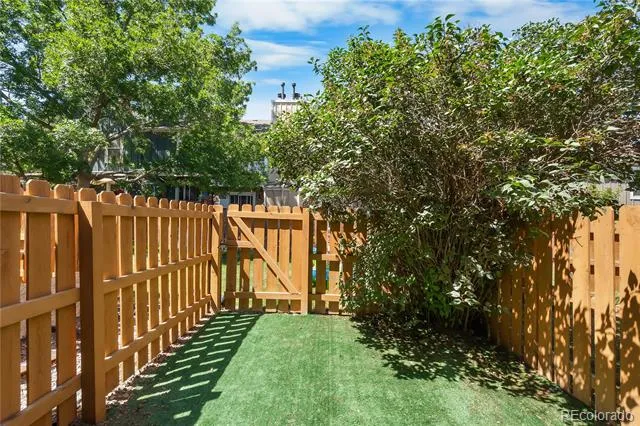 15497 E Louisiana Avenue Aurora, CO 80017