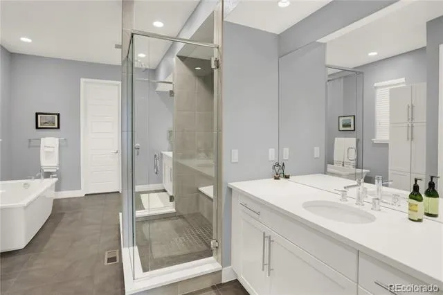 31 S Oneida Court Denver, CO 80230