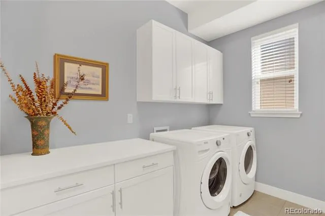 31 S Oneida Court Denver, CO 80230