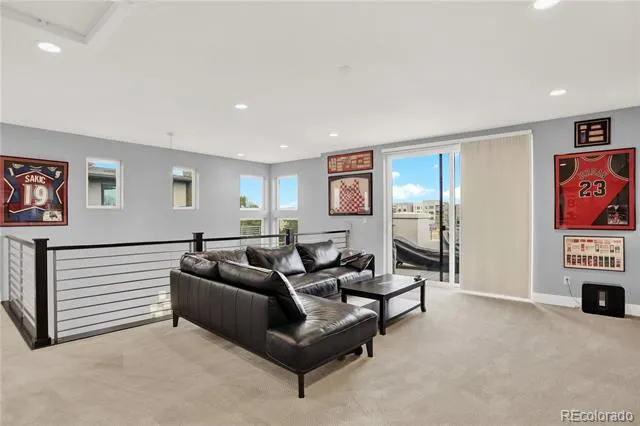 31 S Oneida Court Denver, CO 80230