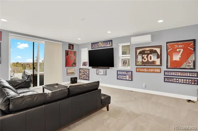31 S Oneida Court Denver, CO 80230
