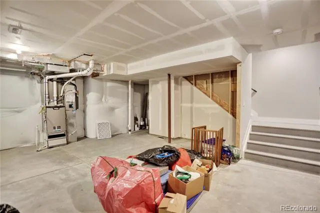 31 S Oneida Court Denver, CO 80230