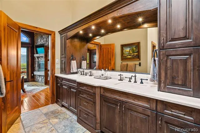 31 Pinnacle Lane Dillon, CO 80435