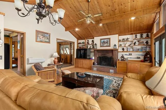 19811 US Highway 50 Cotopaxi, CO 81223