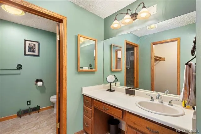 19811 US Highway 50 Cotopaxi, CO 81223