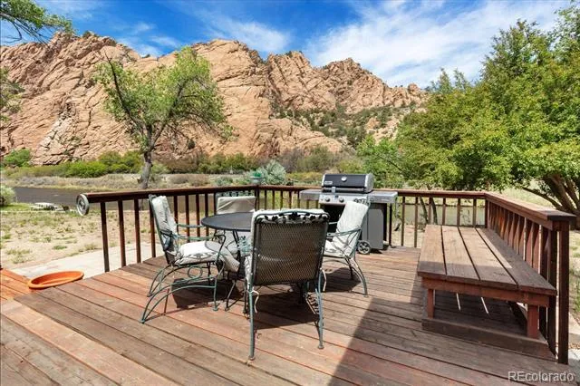 19811 US Highway 50 Cotopaxi, CO 81223