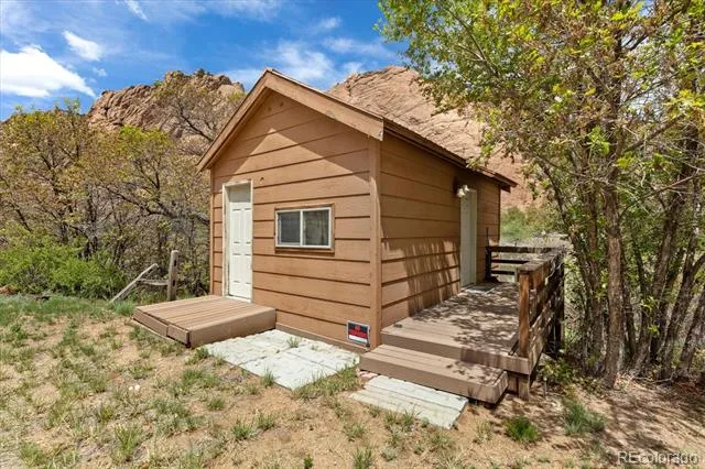 19811 US Highway 50 Cotopaxi, CO 81223