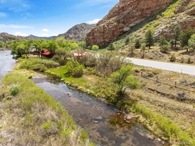 19811 US Highway 50 Cotopaxi, CO 81223
