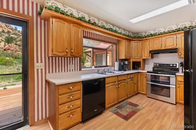 19811 US Highway 50 Cotopaxi, CO 81223