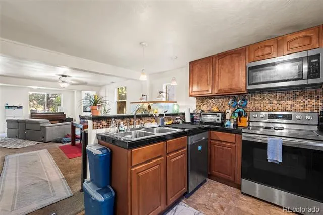 6781 Hooker Street Denver, CO 80221