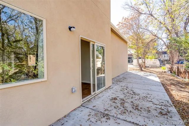 818 E Cucharras Colorado Springs, CO 80903