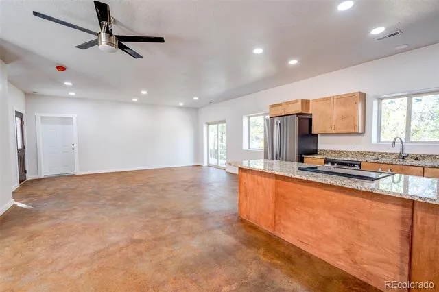 818 E Cucharras Colorado Springs, CO 80903