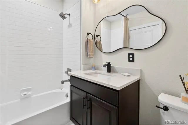 2250 S Mcintyre Street Lakewood, CO 80228