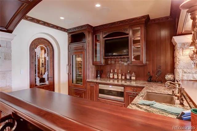 1880 Mallard Drive Broomfield, CO 80020