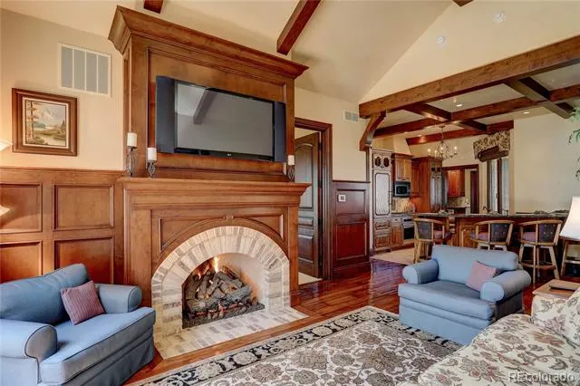 1880 Mallard Drive Broomfield, CO 80020