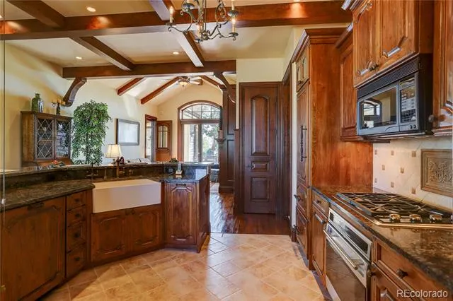 1880 Mallard Drive Broomfield, CO 80020