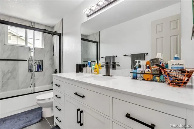 17391 E Weaver Avenue Aurora, CO 80016