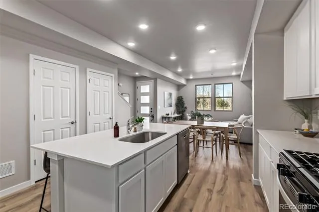 2899 E 103rd Drive Thornton, CO 80229