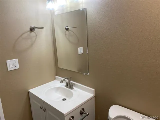 2835 S Monaco Parkway #1-202 Denver, CO 80222