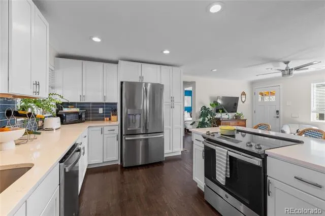 3011 Oneida Street Denver, CO 80207