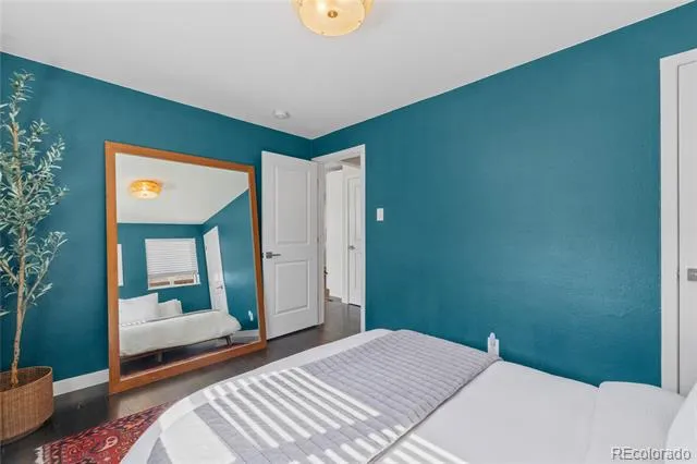 3011 Oneida Street Denver, CO 80207