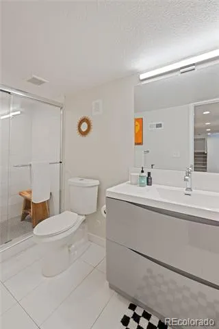 3011 Oneida Street Denver, CO 80207