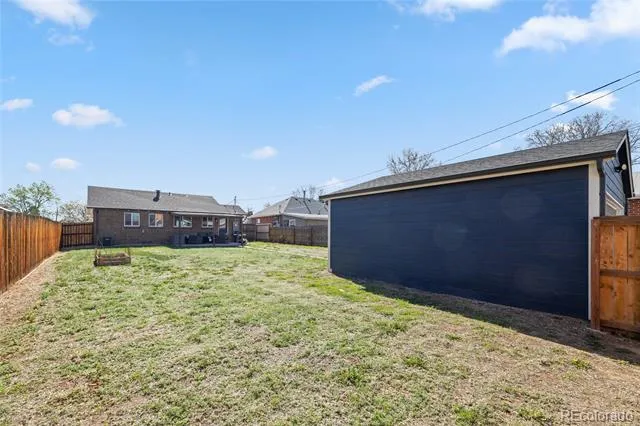 3011 Oneida Street Denver, CO 80207