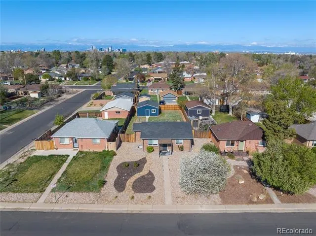 3011 Oneida Street Denver, CO 80207