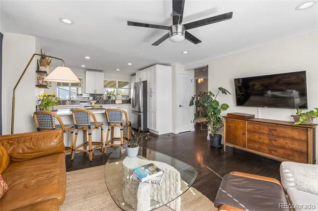 3011 Oneida Street Denver, CO 80207