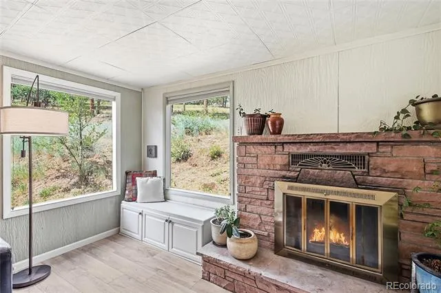 22867 Pawnee Road Indian Hills, CO 80454