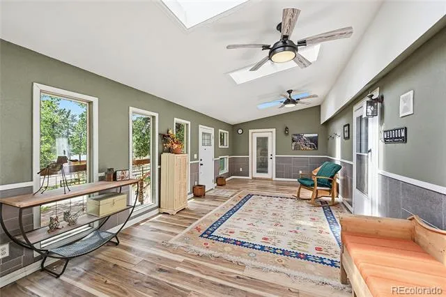 22867 Pawnee Road Indian Hills, CO 80454