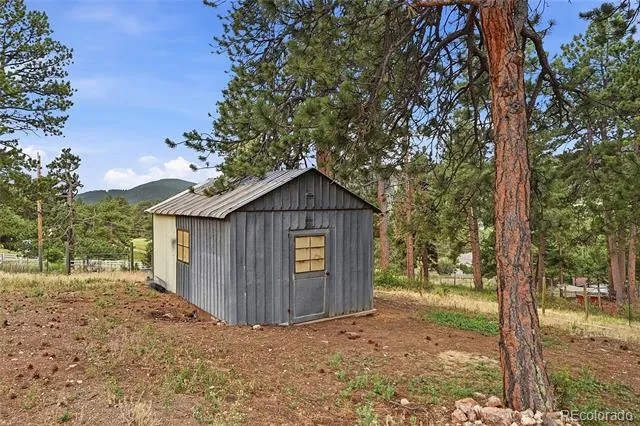 22867 Pawnee Road Indian Hills, CO 80454